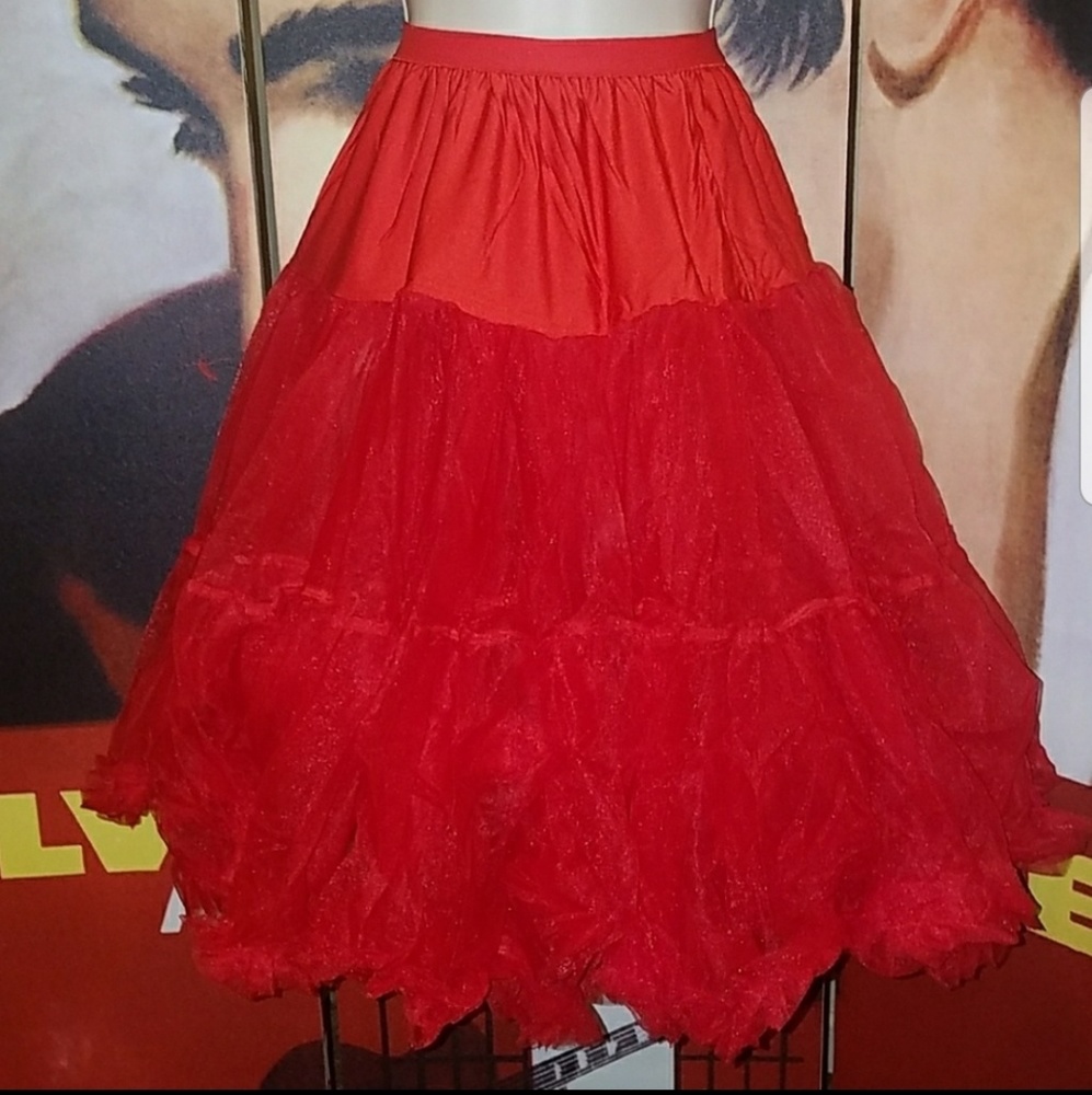 Tatyana Vintage 1950's RockABilly Red 25" Crinoline Soft Petticoat Under Skirt